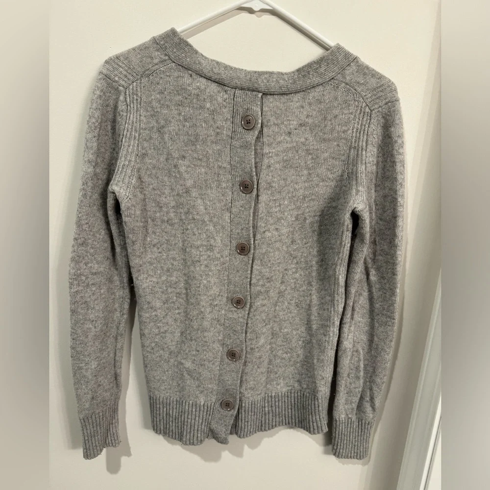 Banana Republic Filpucci Sweater Womens Small Gray Wool Blend‎ Button Back